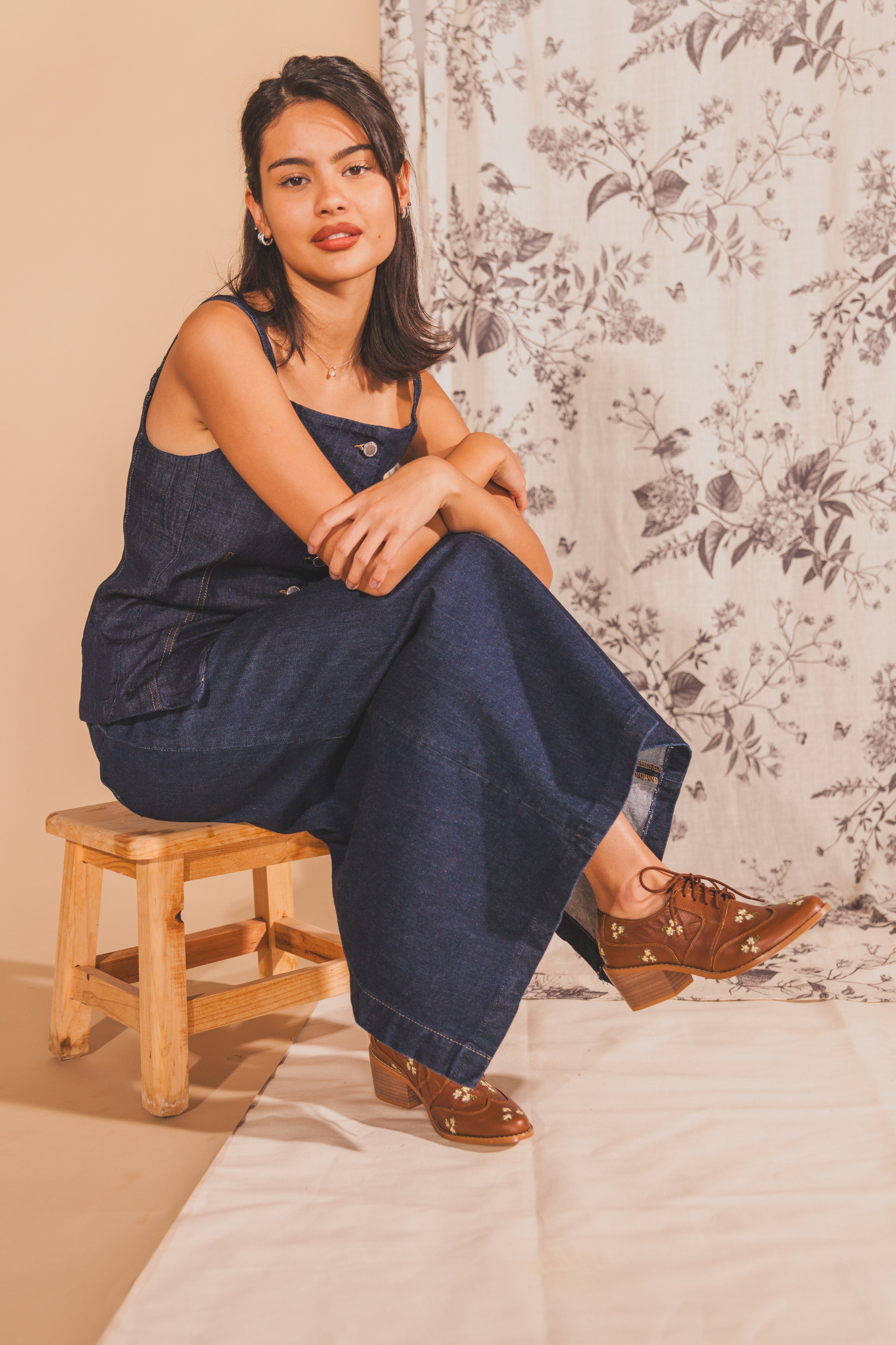 Nuevo - Leonor café flores