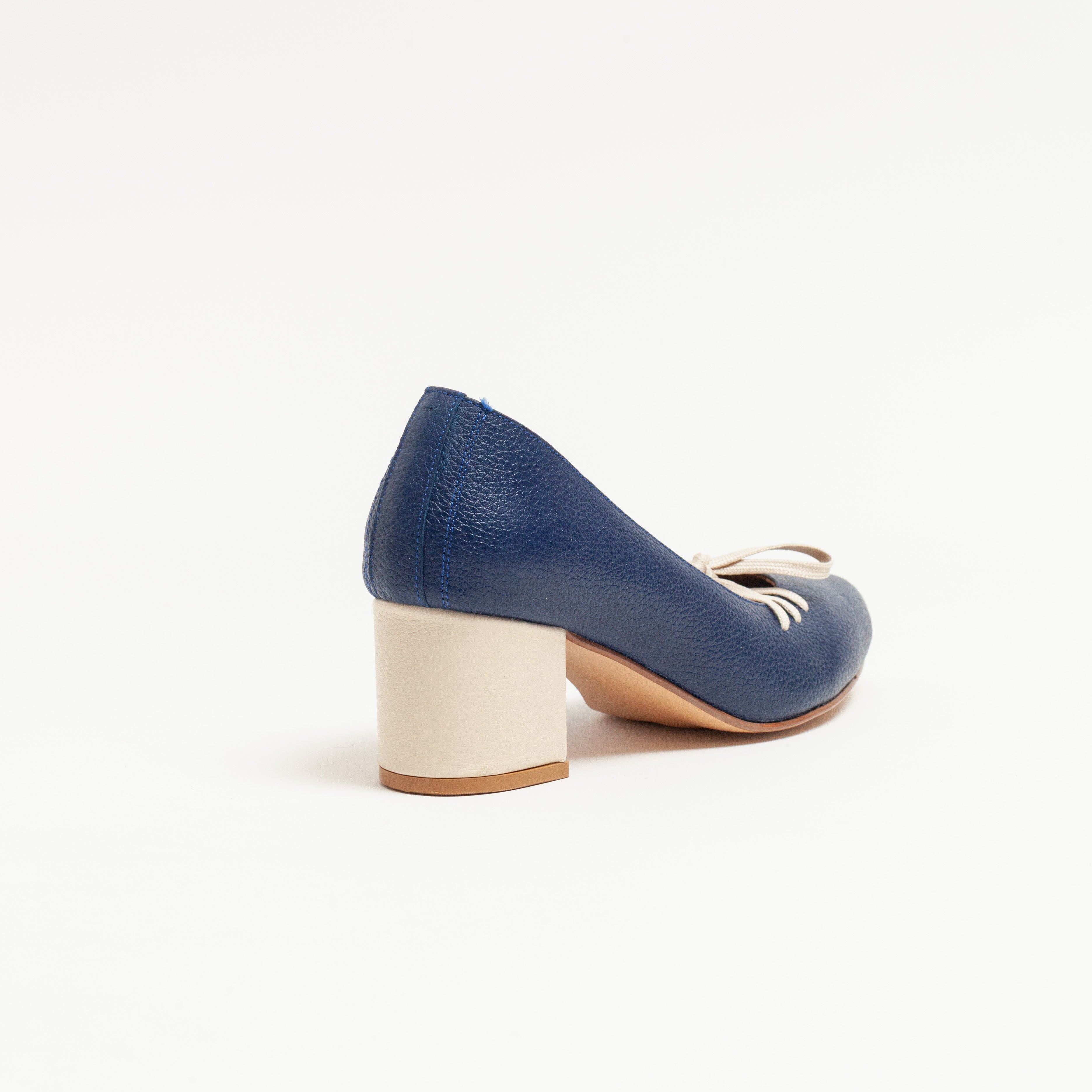 Gia Azul