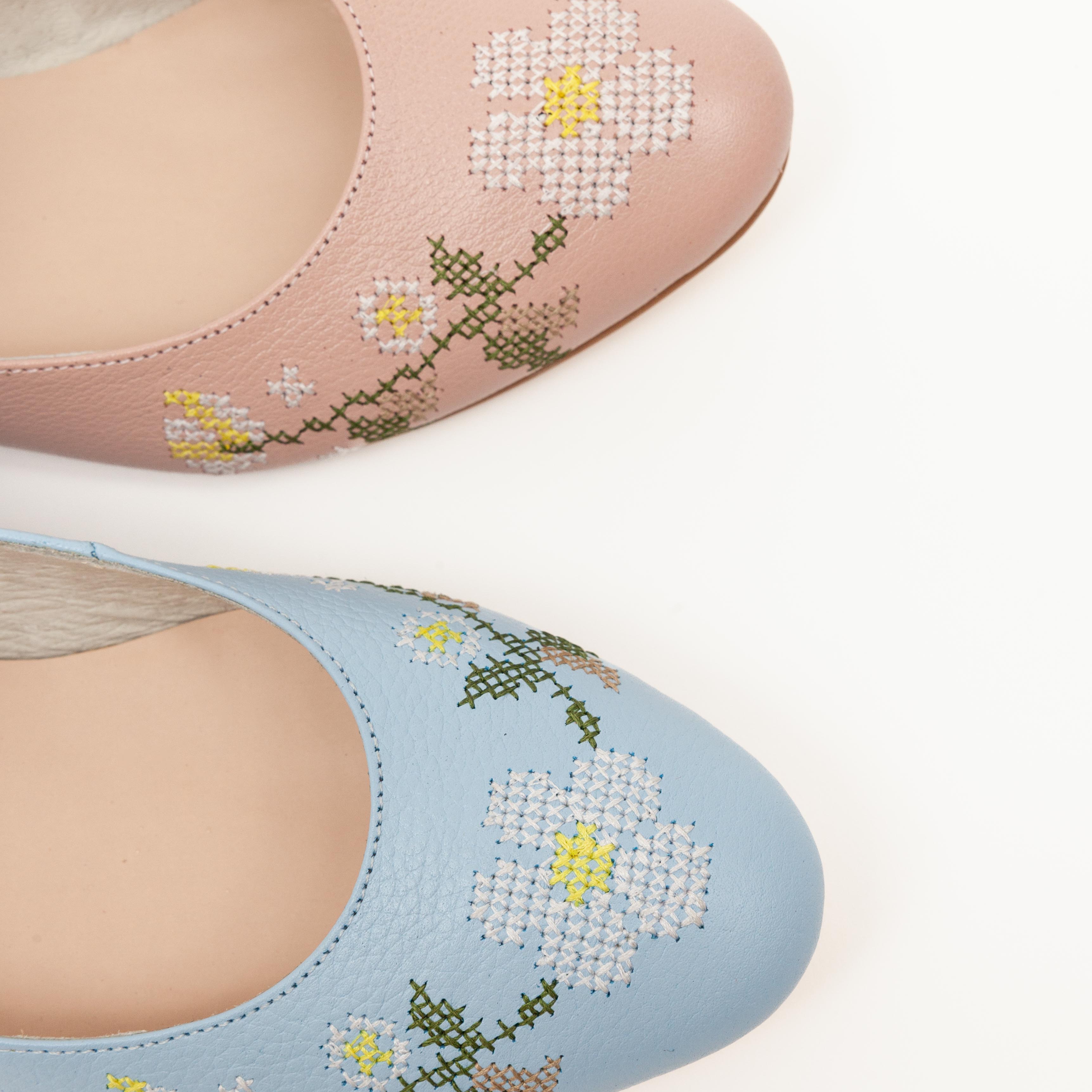 Lola Rosa flores bordado