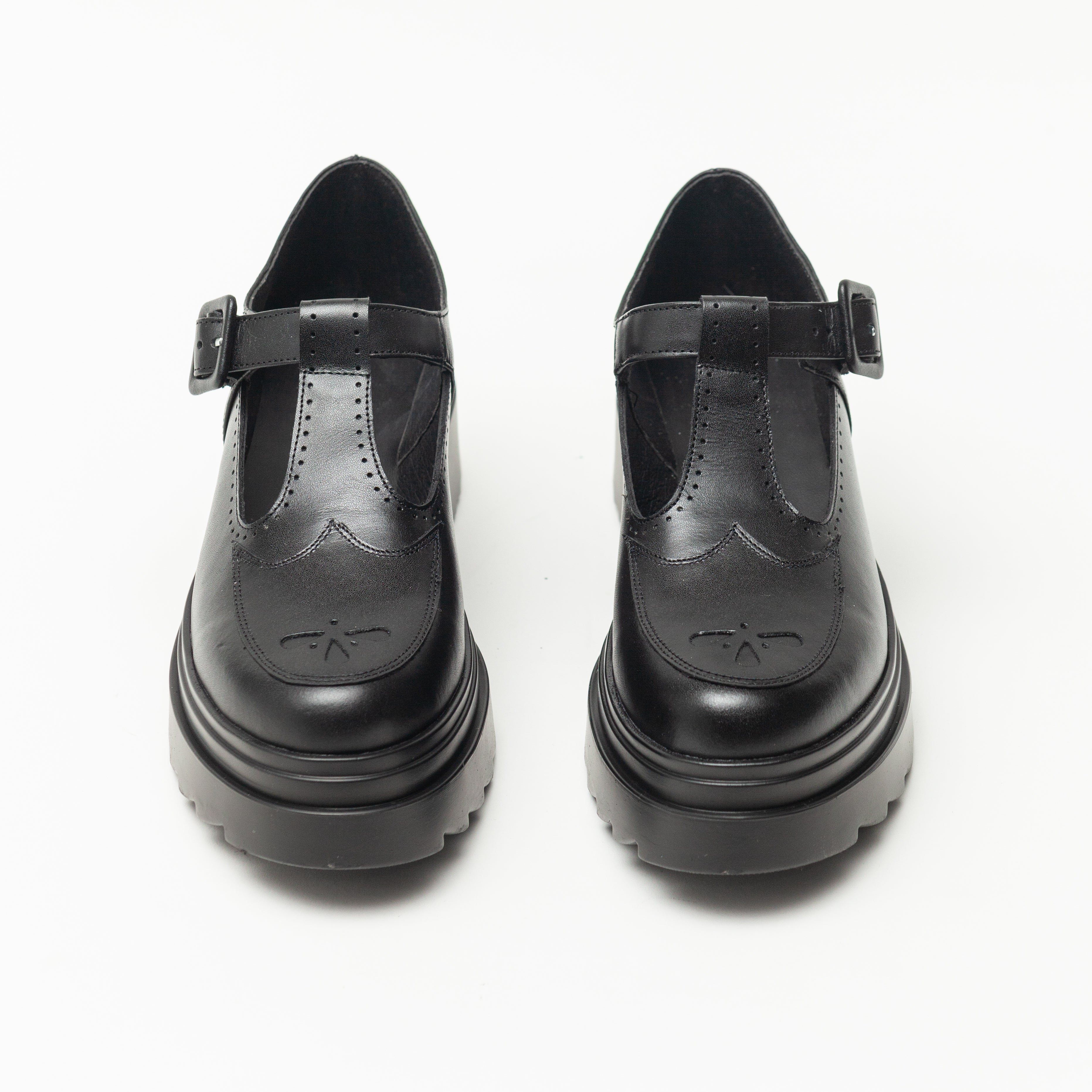 Ileana plataforma negro