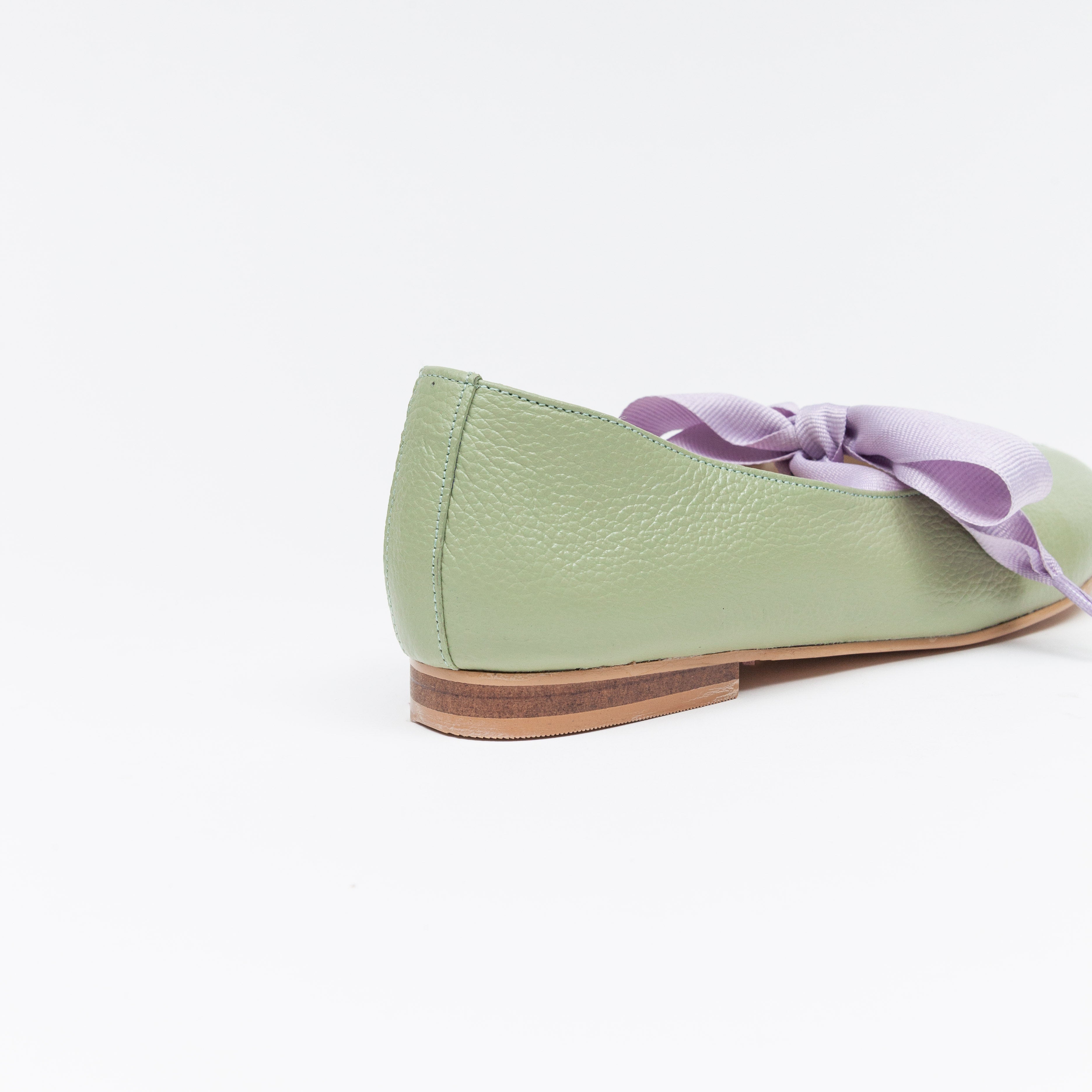 Nuevo - Thelma Matcha y Lila