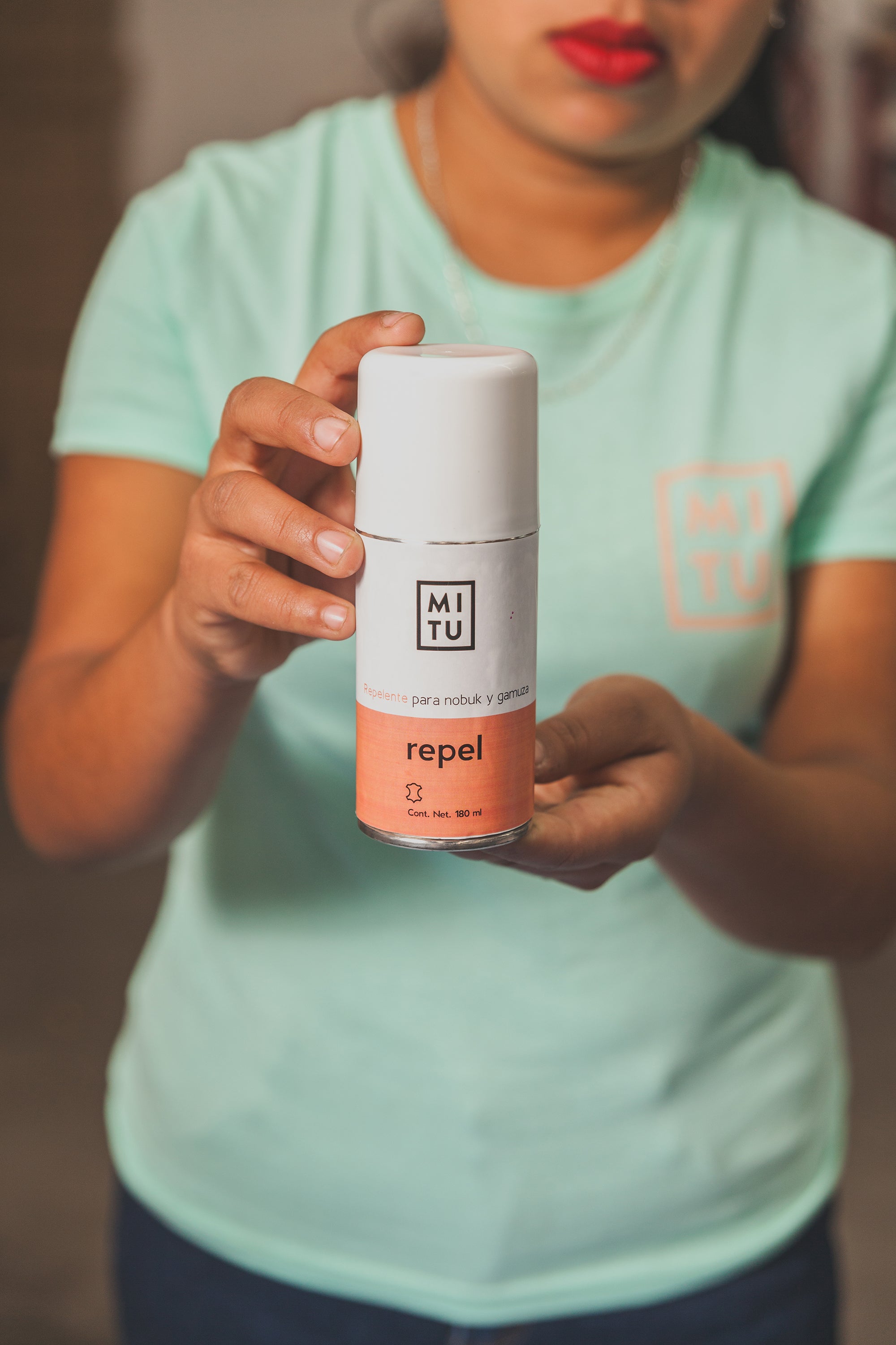 Repelente para gamuza y nobuk