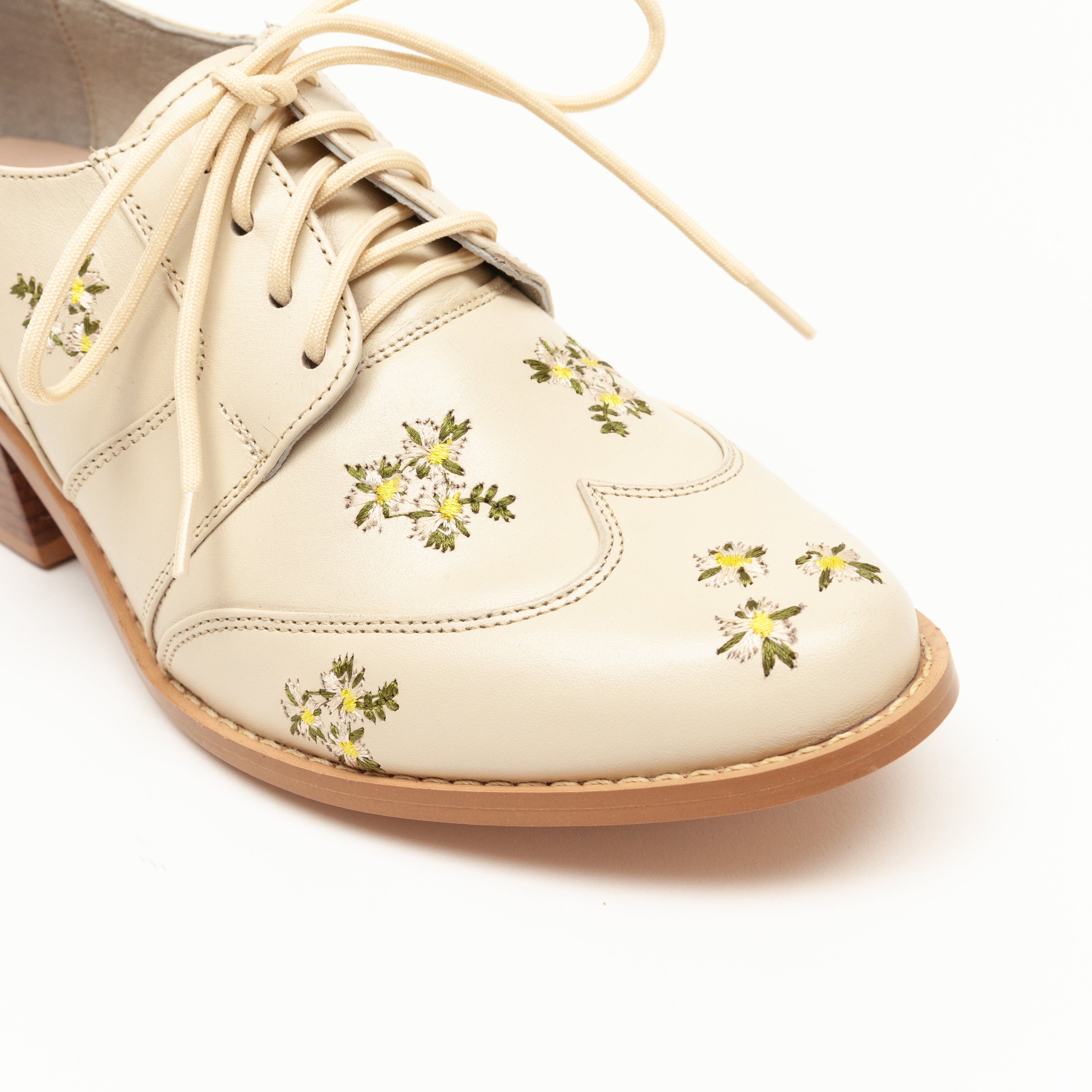 Leonor Beige Flores