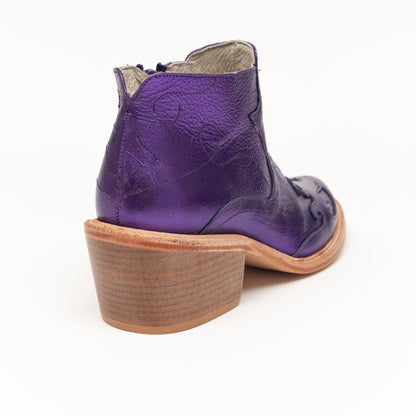 Mila Morado Edición limitada