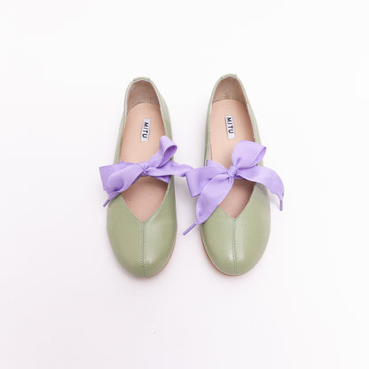Thelma Matcha y Lila