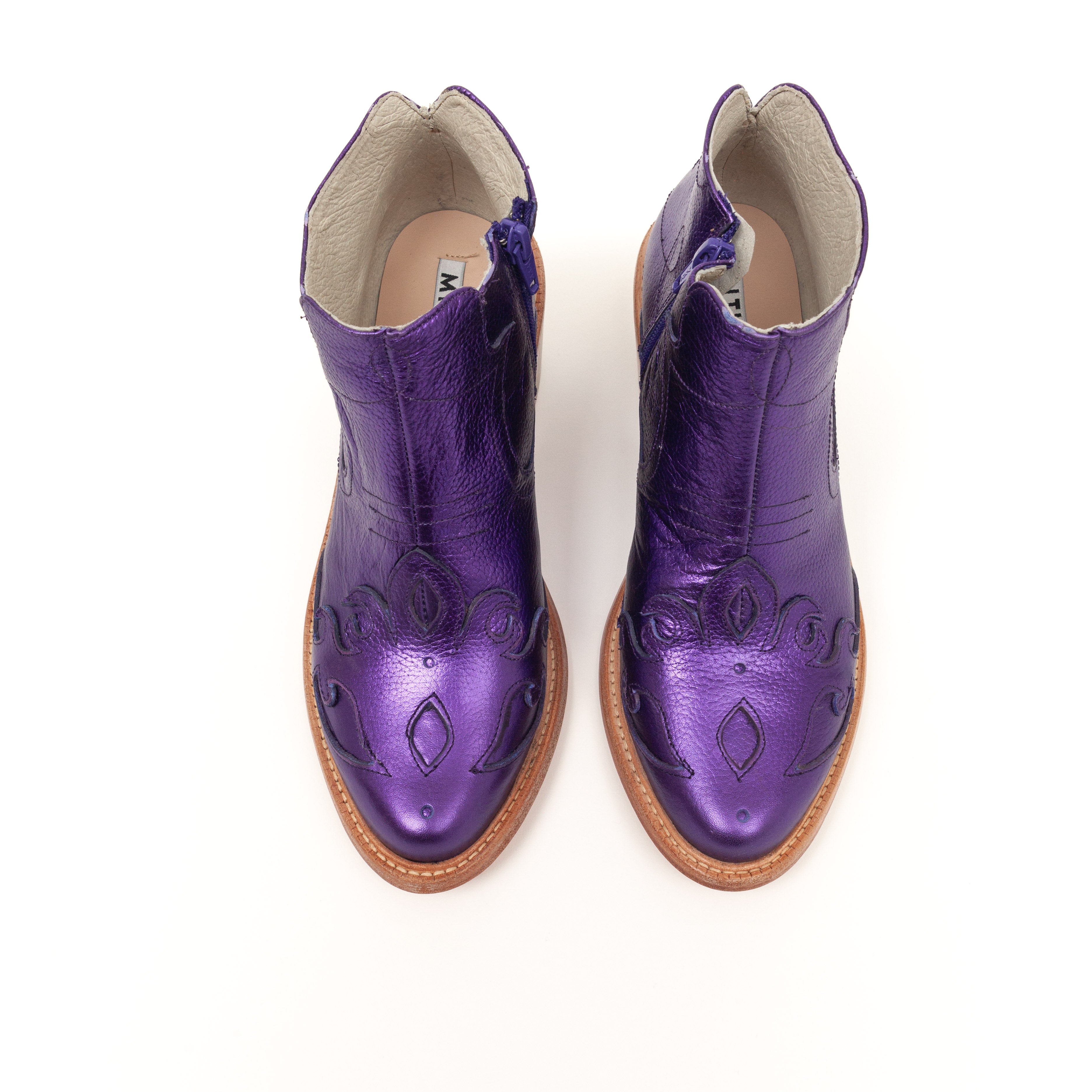 Mila Morado Edición limitada