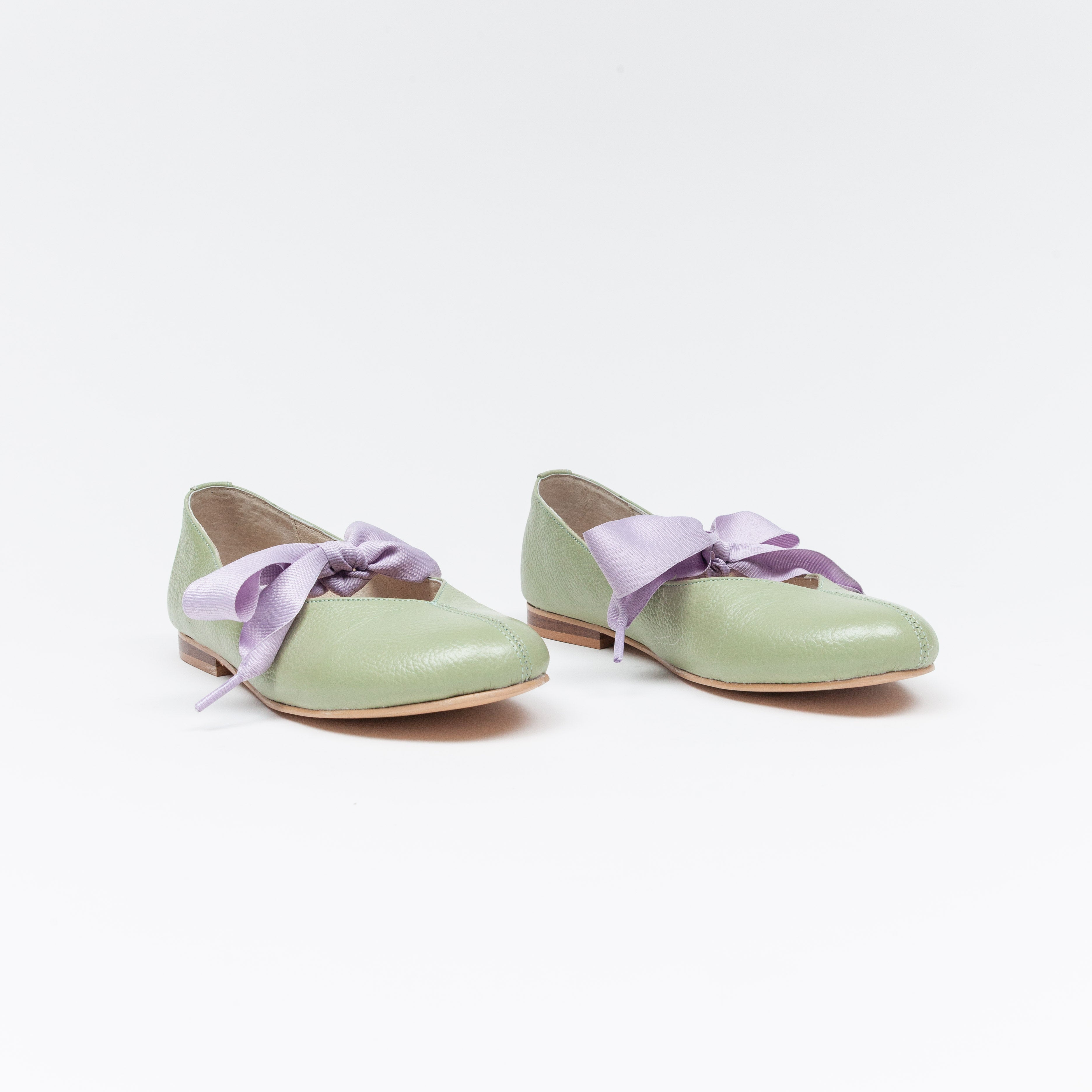 Nuevo - Thelma Matcha y Lila