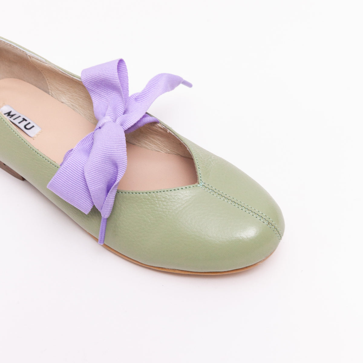 Thelma Matcha y Lila
