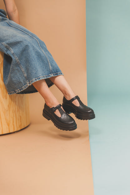 Ileana plataforma negro