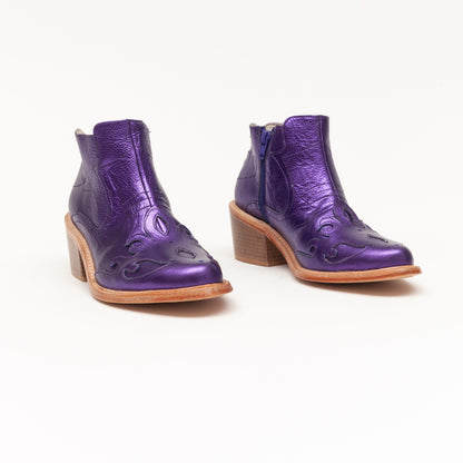 Mila Morado Edición limitada