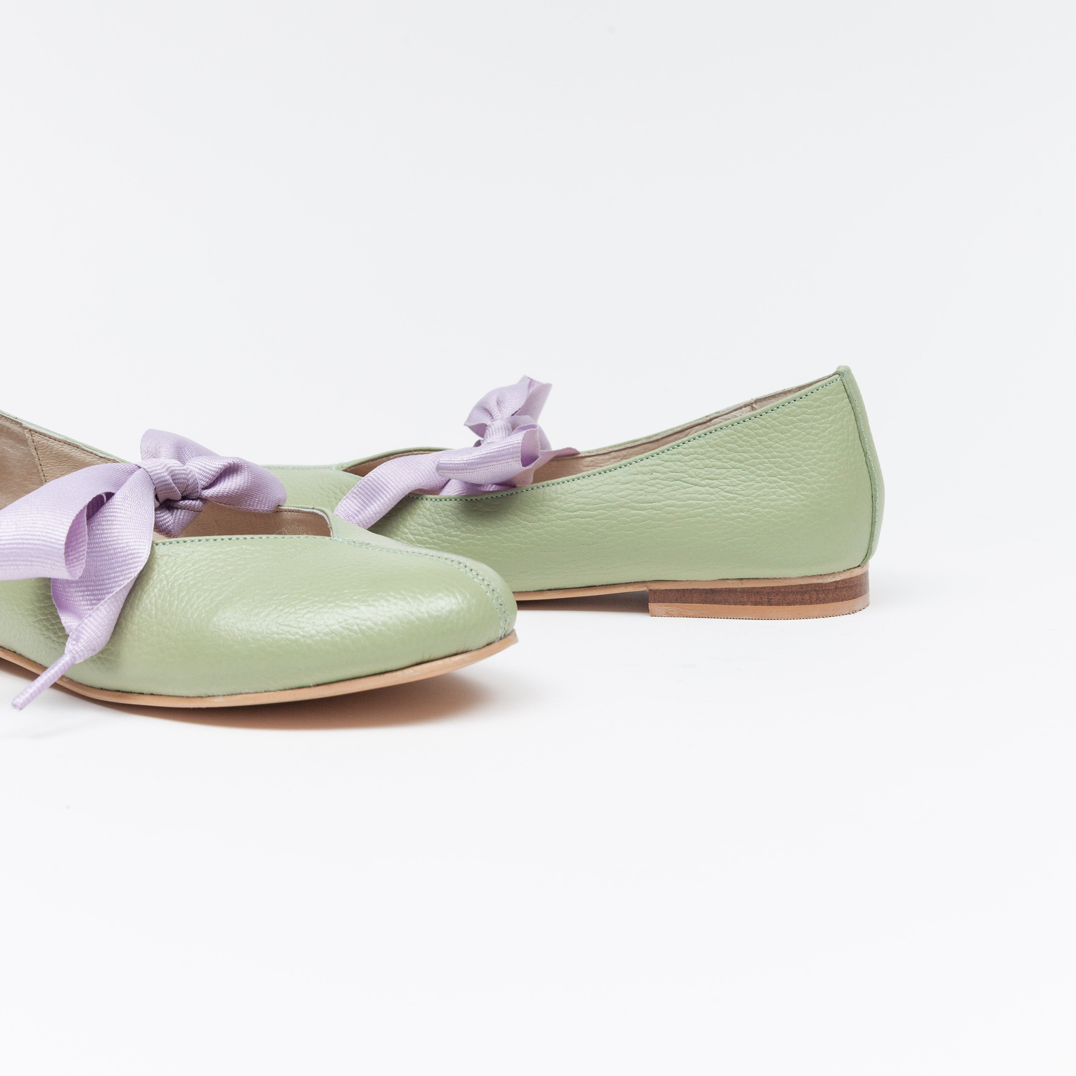 Nuevo - Thelma Matcha y Lila