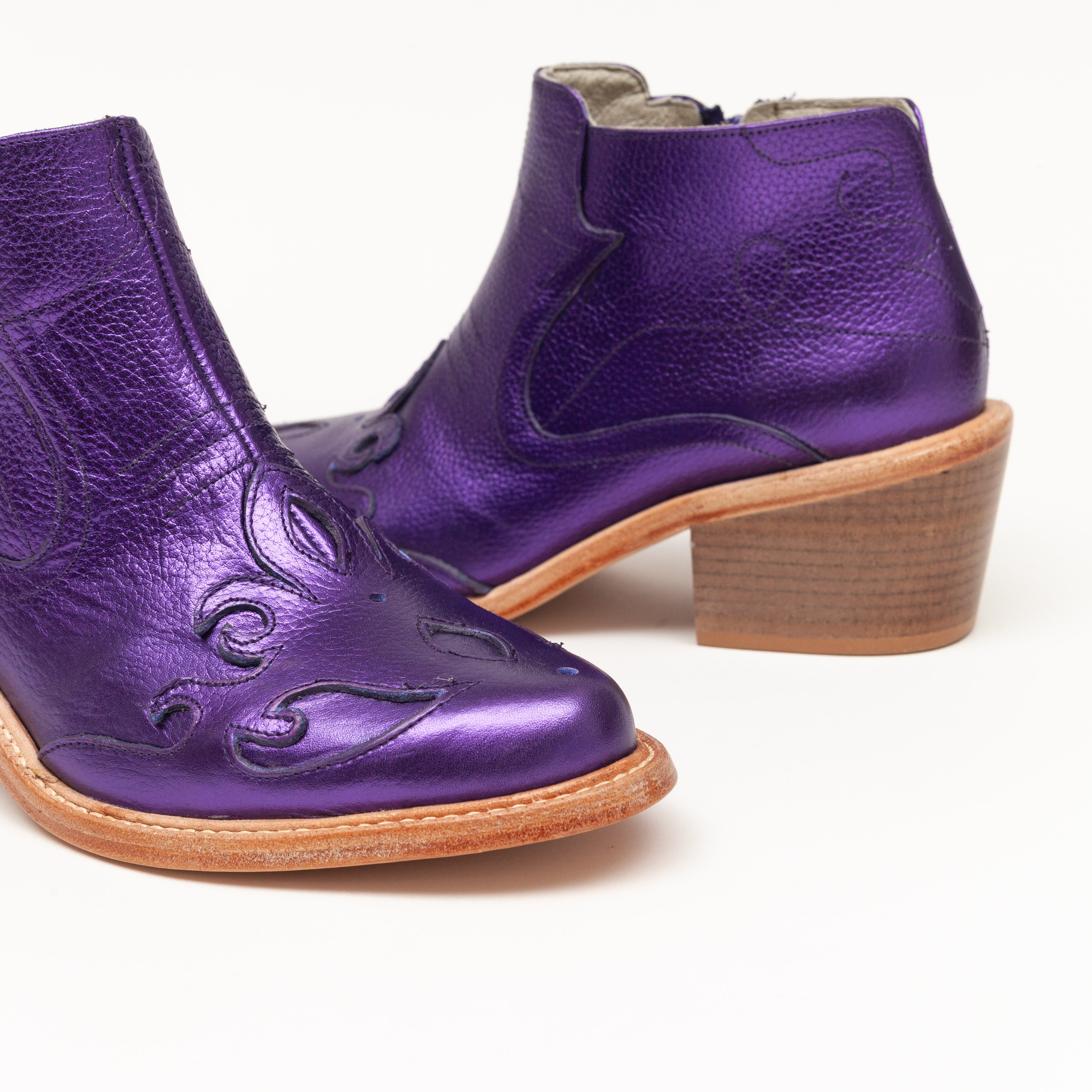 Mila Morado Edición limitada